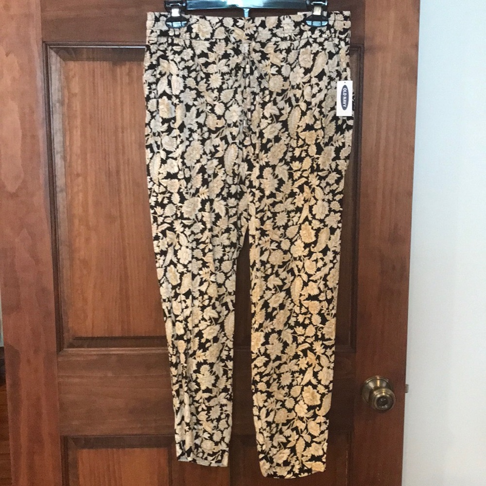 Old Navy Black Floral Pants